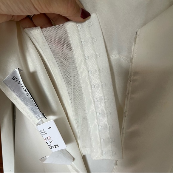 Allure Bridal sleeved crepe gown - Picture 8 of 15